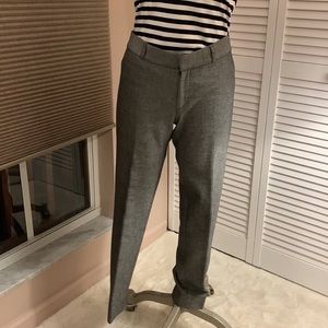 𝅺BANANA Republic Size 4 Gray Pants- Good Condition